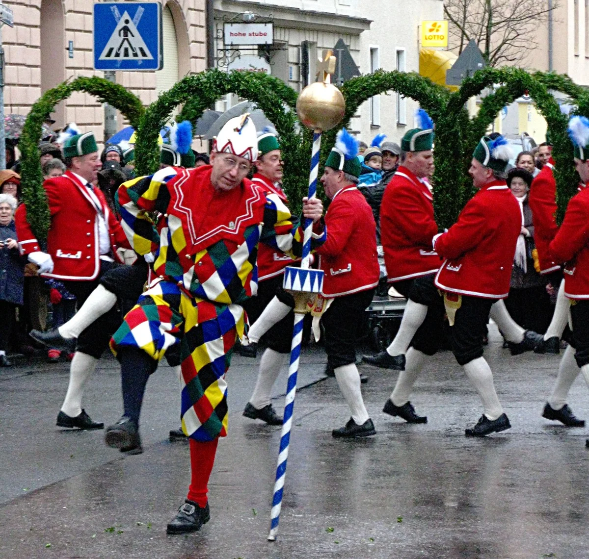 Pourquoi les bavarois mettent cet objet secret au fond de leurs pots tous les sept ans - image 2