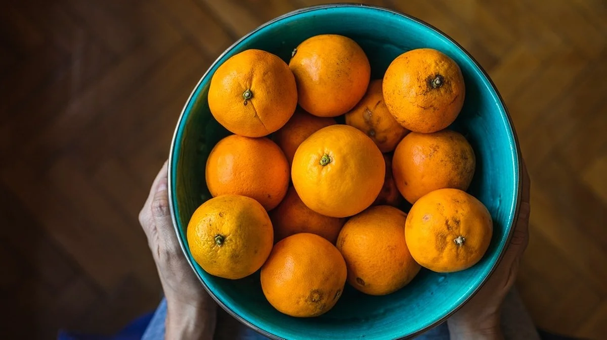 Pourquoi les professionnels ne conservent jamais les oranges empilées sur le comptoir