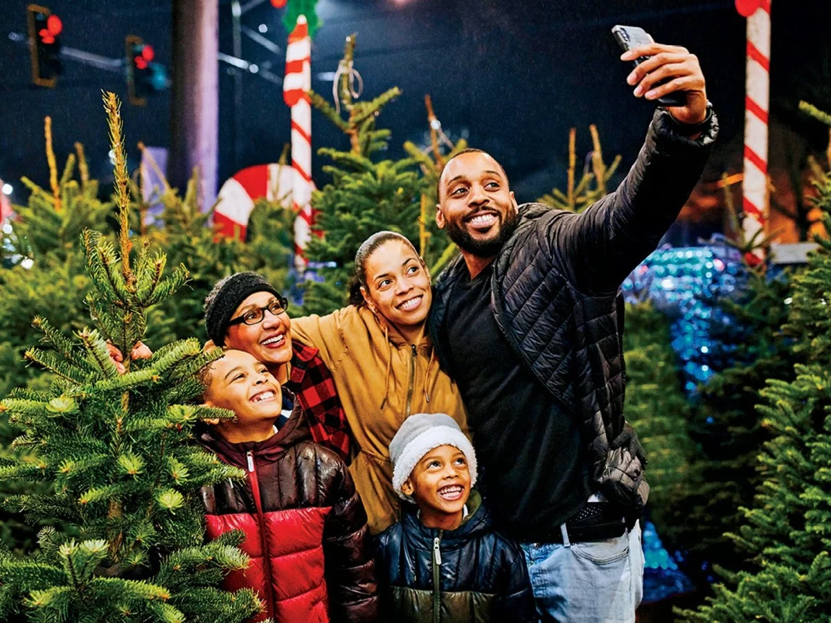Les 5 erreurs à ne plus faire pour des photos de groupe de Noël réussies (un pro explique la règle des « tiers ») - image 1