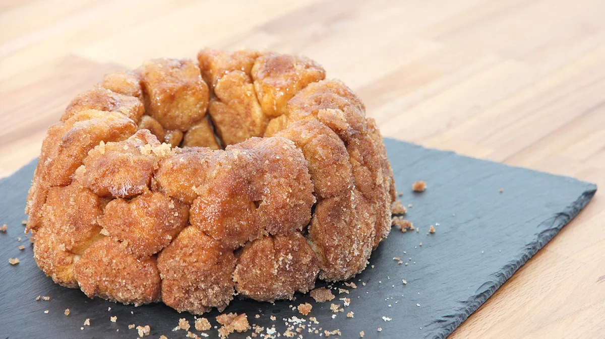 La recette oubliée du Monkey Bread : pourquoi il faut le tirer plutôt que le couper