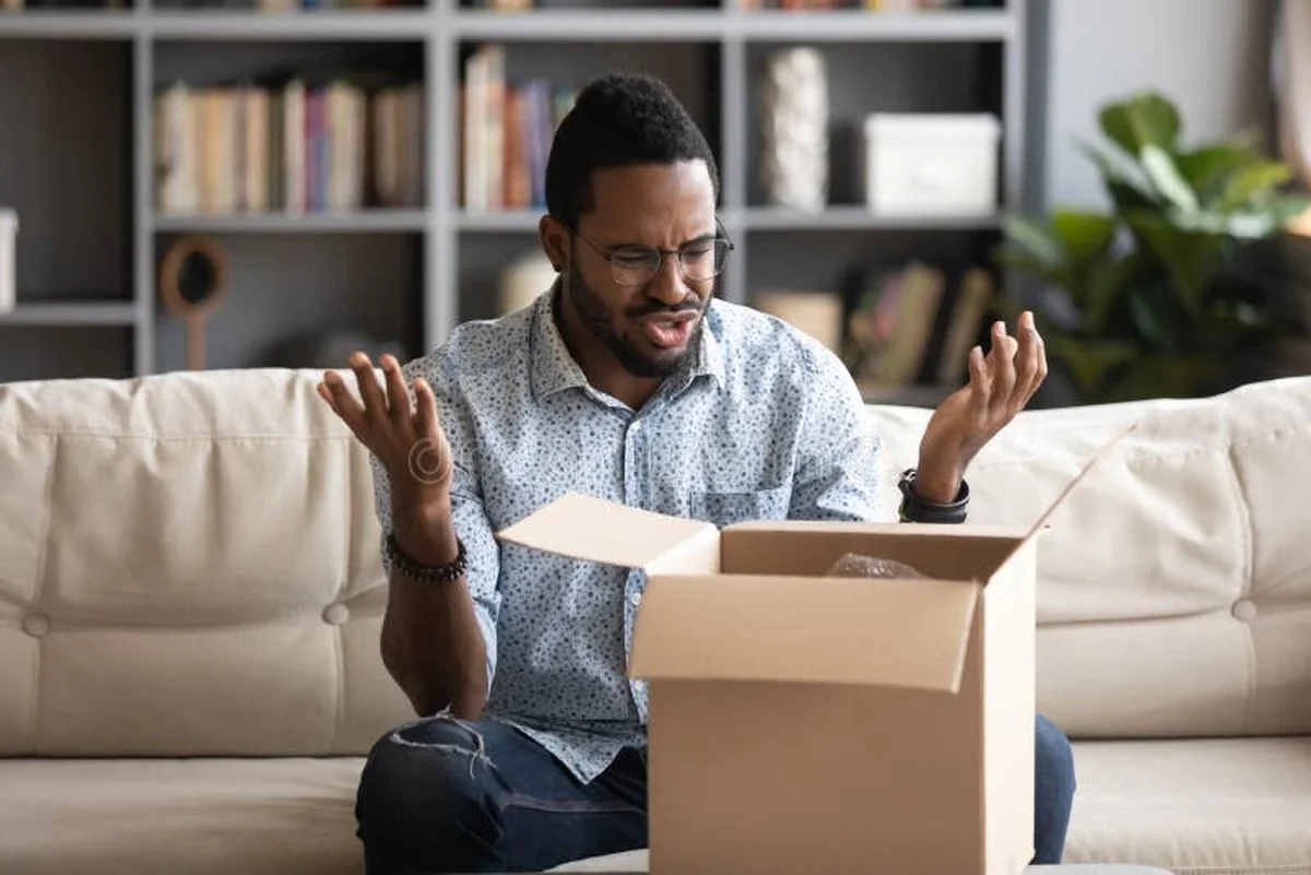 Pourquoi les livreurs déposent vos colis sans sonner (et le secret qu